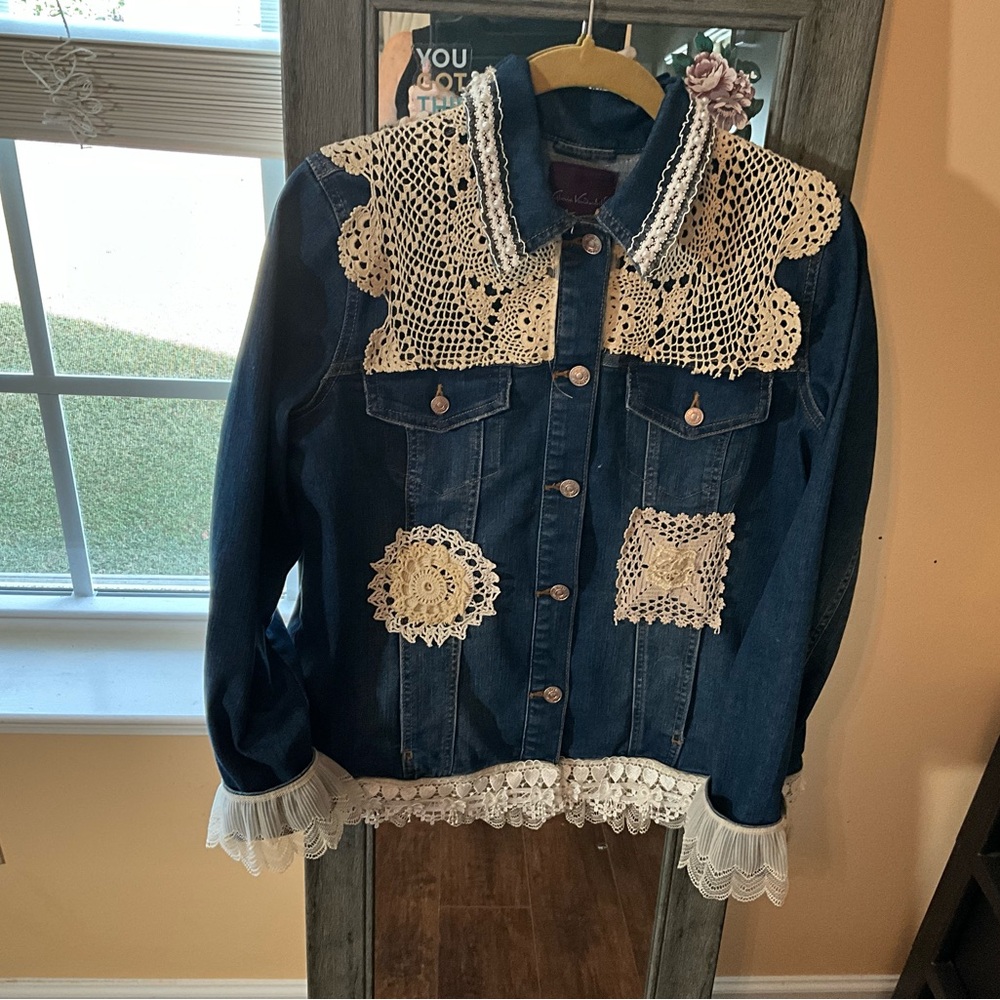 Gloria Vanderbilt Blue Jean Jacket with Lace Details